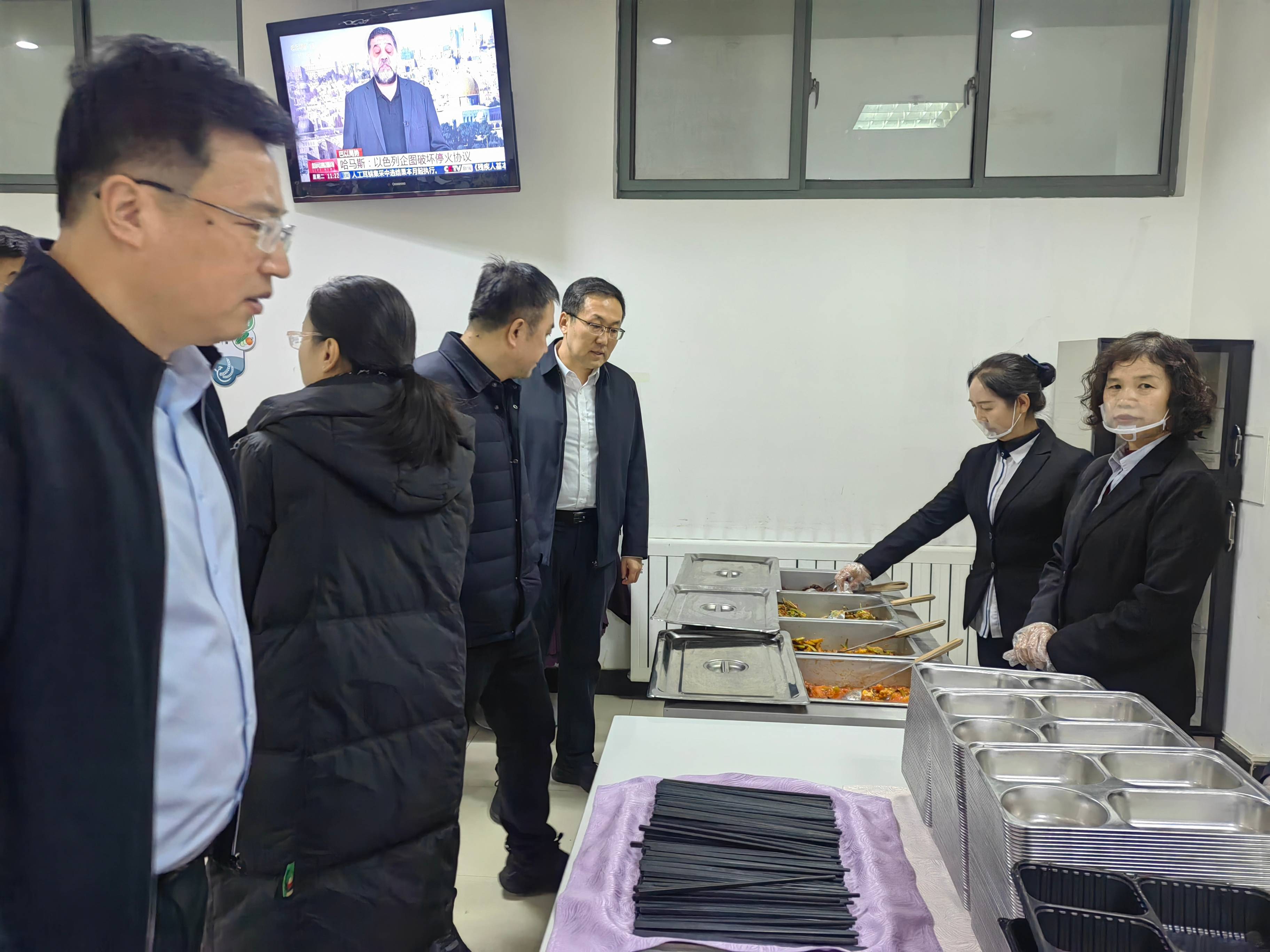 051741166926125737.jpg 会后参观1(1).jpg